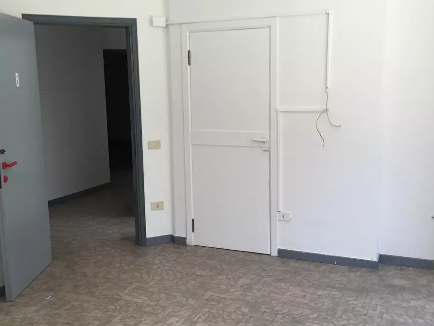 Immagine 1 di Ufficio in affitto  a Empoli