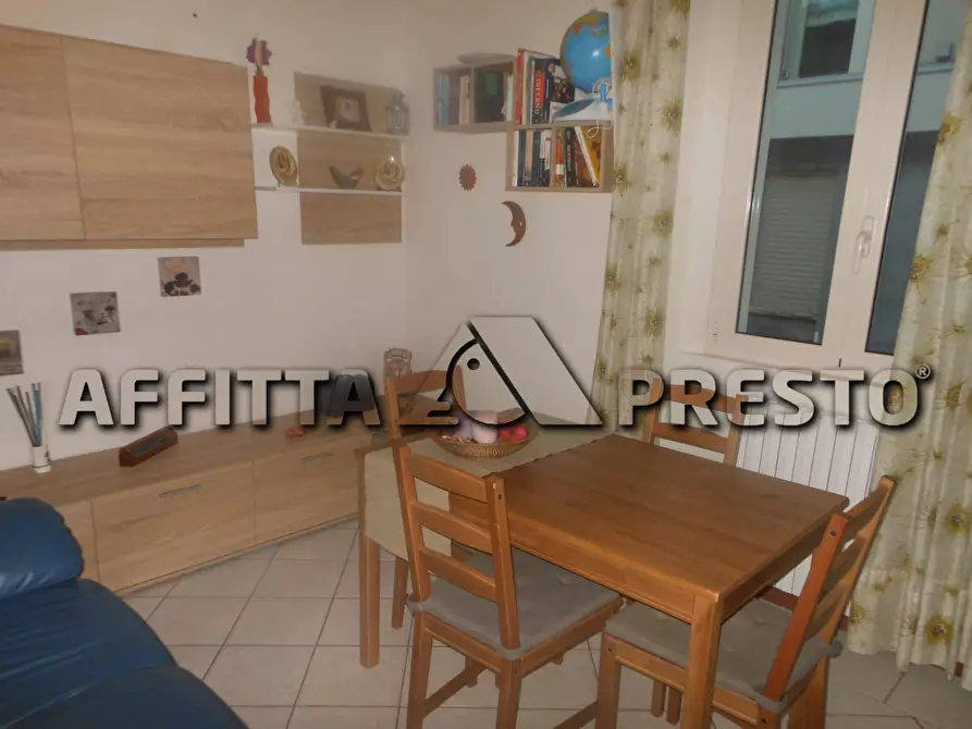 Immagine 1 di Casa indipendente in vendita  in Viale Bari a Rimini