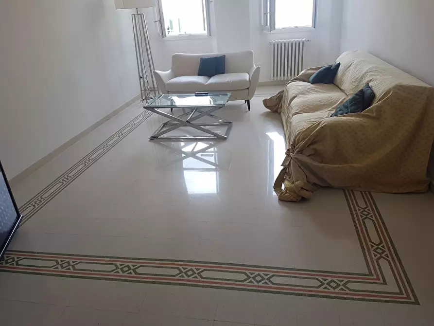 Immagine 1 di Appartamento in affitto  a Empoli