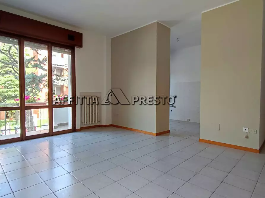 Immagine 1 di Appartamento in vendita  in Via Jano Planco a Rimini