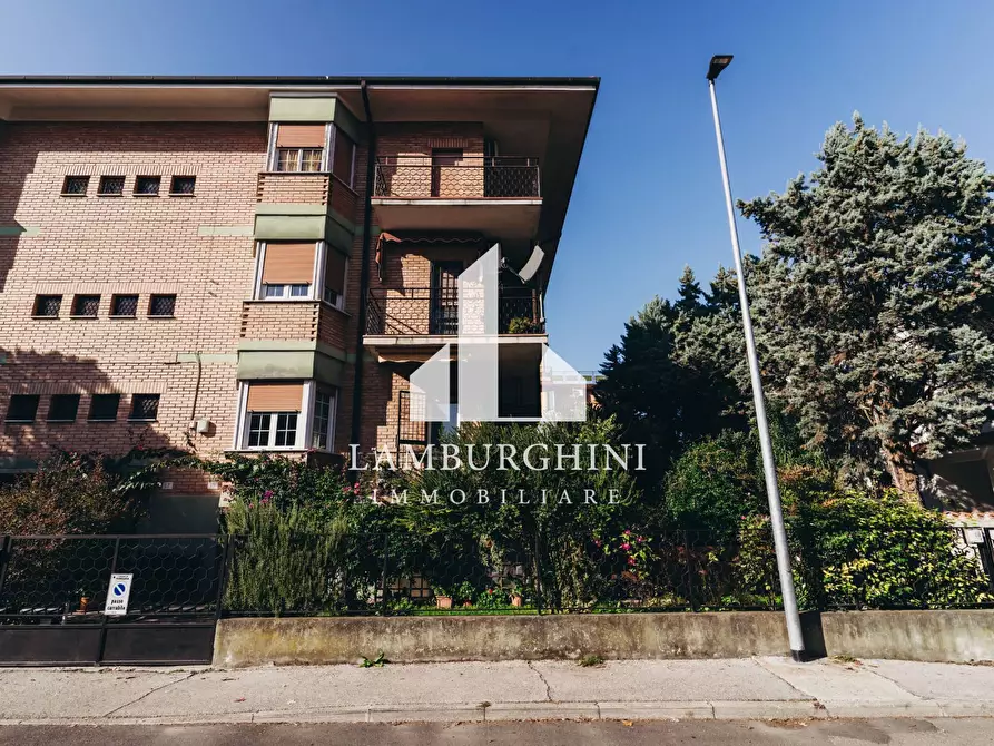 Immagine 1 di Appartamento in vendita  in Via Belgio a Ferrara