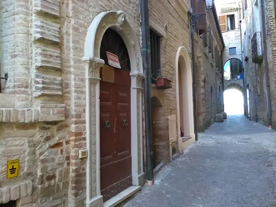 Immagine 1 di Casa indipendente in vendita  a Monsampolo Del Tronto