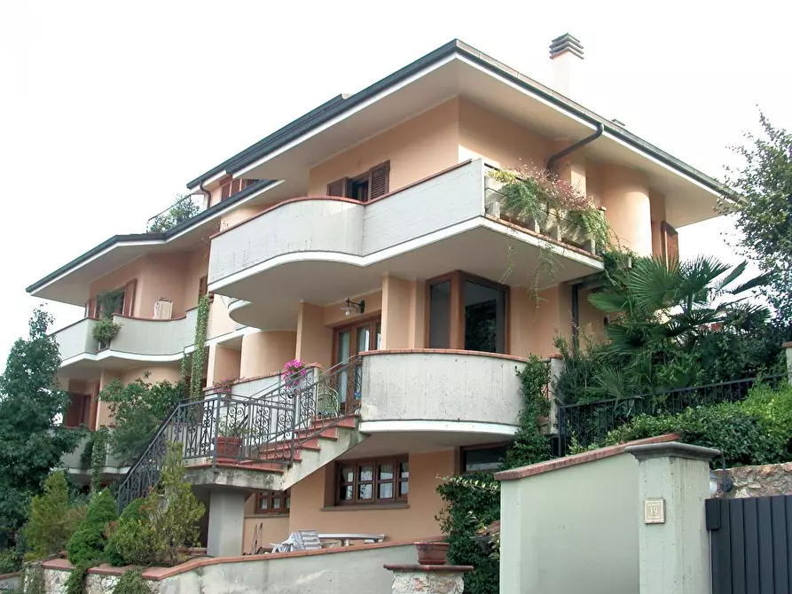 Immagine 1 di Villa in vendita  in Borgo a Buggiano a Buggiano