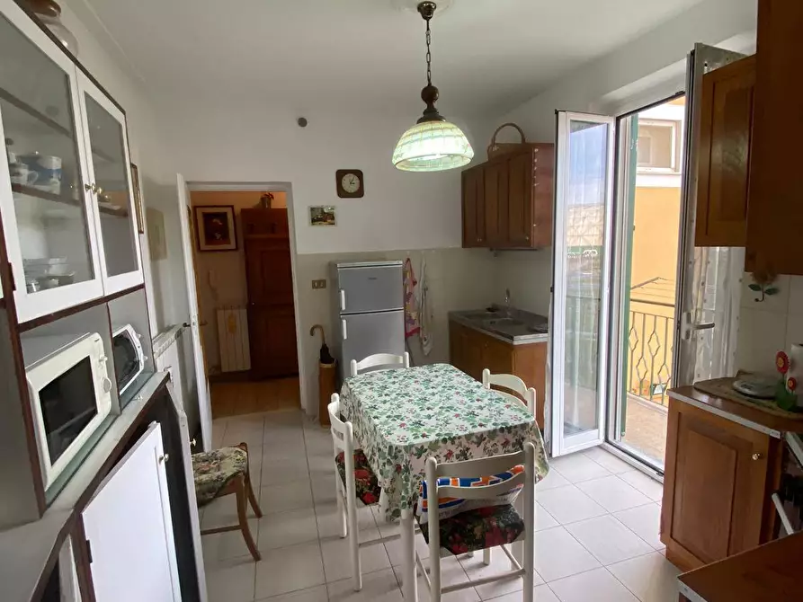 Immagine 1 di Appartamento in affitto  in via calocero a Albenga