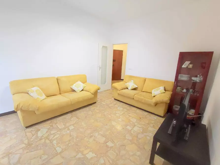 Immagine 1 di Appartamento in affitto  in Via Sant'alberto a Genova