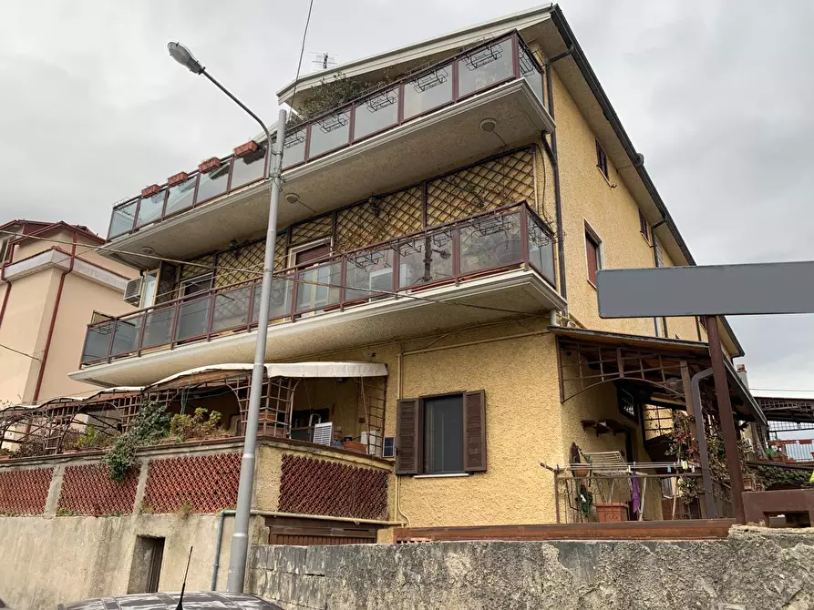 Immagine 1 di Appartamento in vendita  in via Bellavista a Dipignano