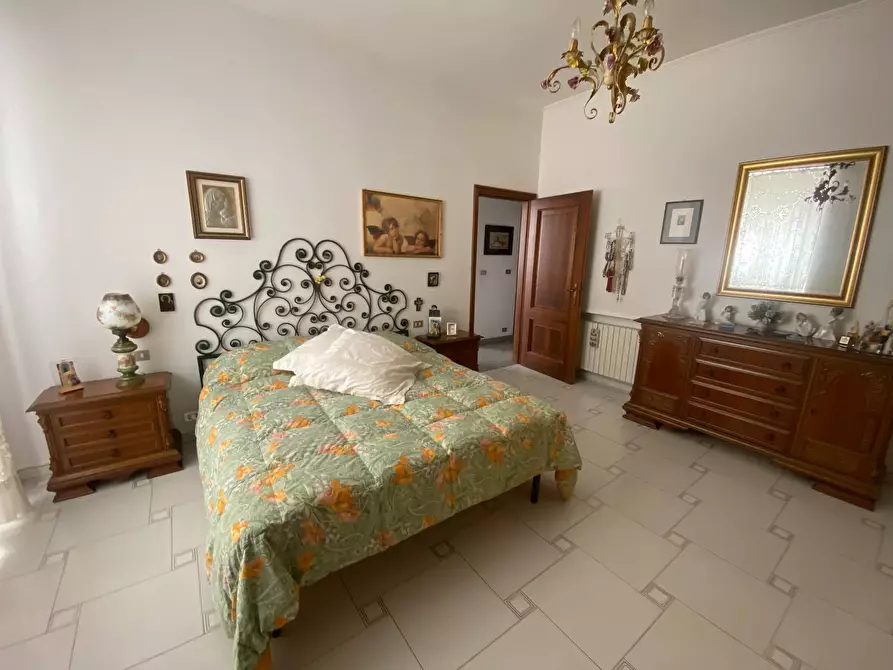 Immagine 1 di Appartamento in vendita  in Via Rovetta a Genova