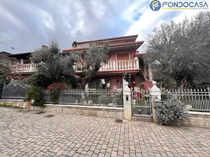 Immagine 1 di Casa indipendente in vendita  in Via Fornaci a Gavardo
