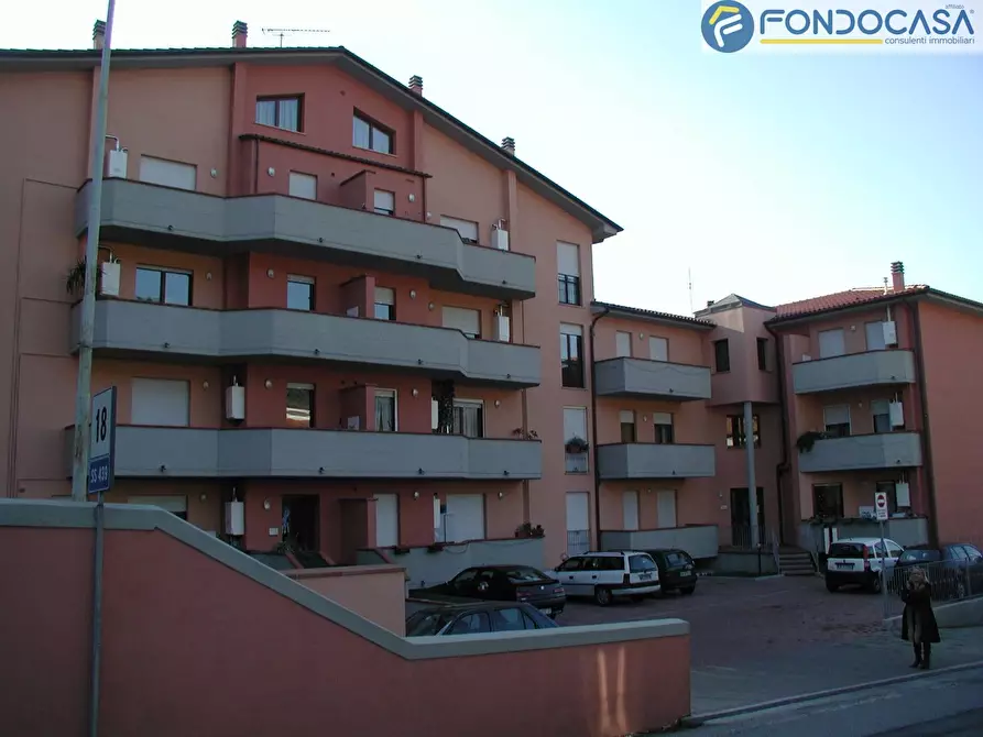 Immagine 1 di Appartamento in vendita  in via di mezzo a Massarosa
