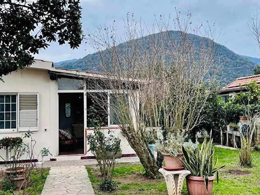 Immagine 1 di Villa in vendita  in via giuseppe verdi a San Felice Circeo