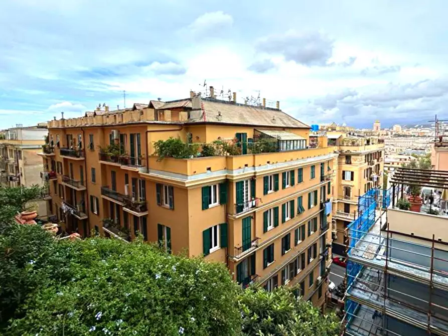 Immagine 1 di Appartamento in vendita  in Via Trento a Genova