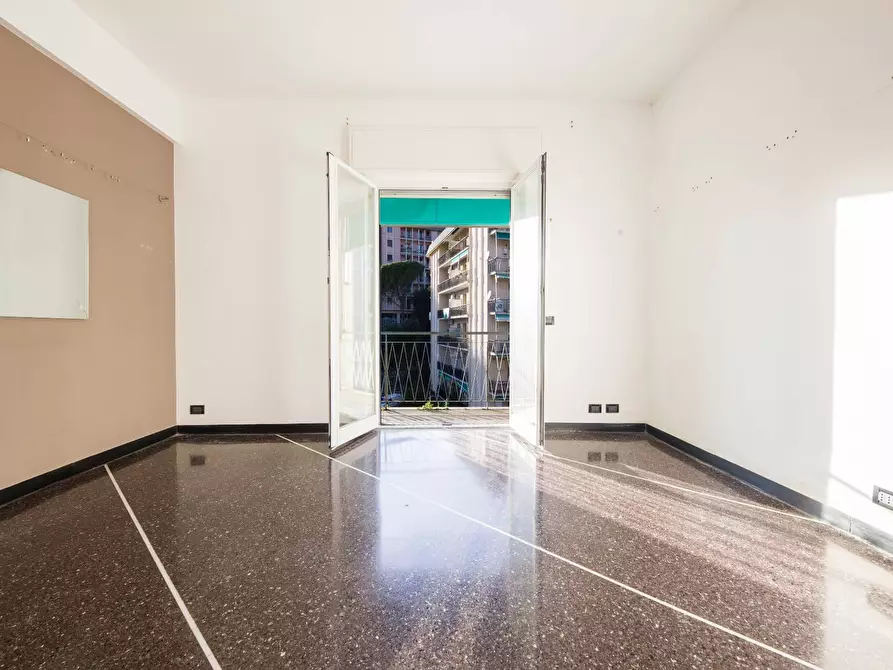 Immagine 1 di Appartamento in vendita  in Via Gian Battista Gaulli a Genova