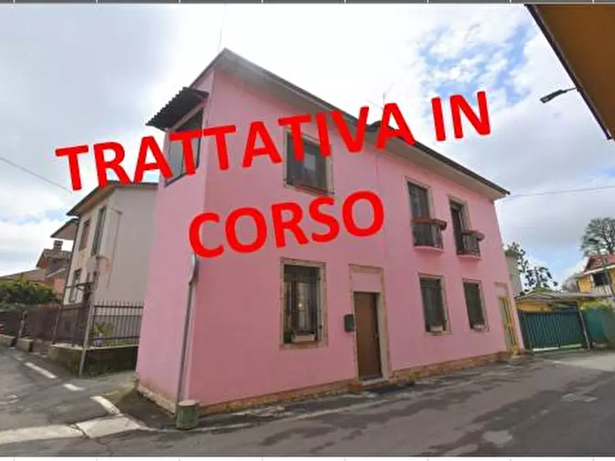 Immagine 1 di Casa indipendente in vendita  in Via Matteotti a Busnago