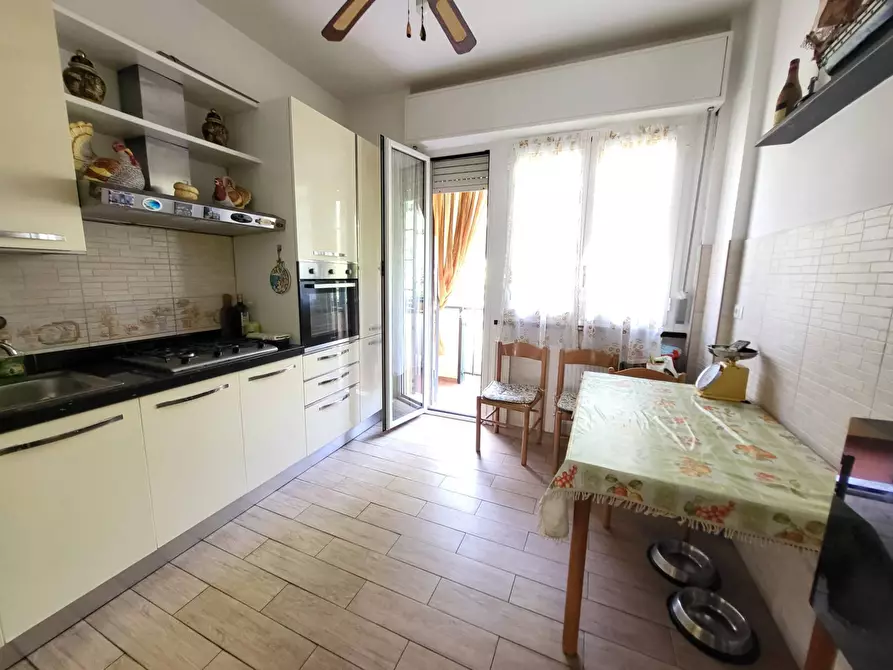 Immagine 1 di Appartamento in vendita  in Via Cravasco a Genova