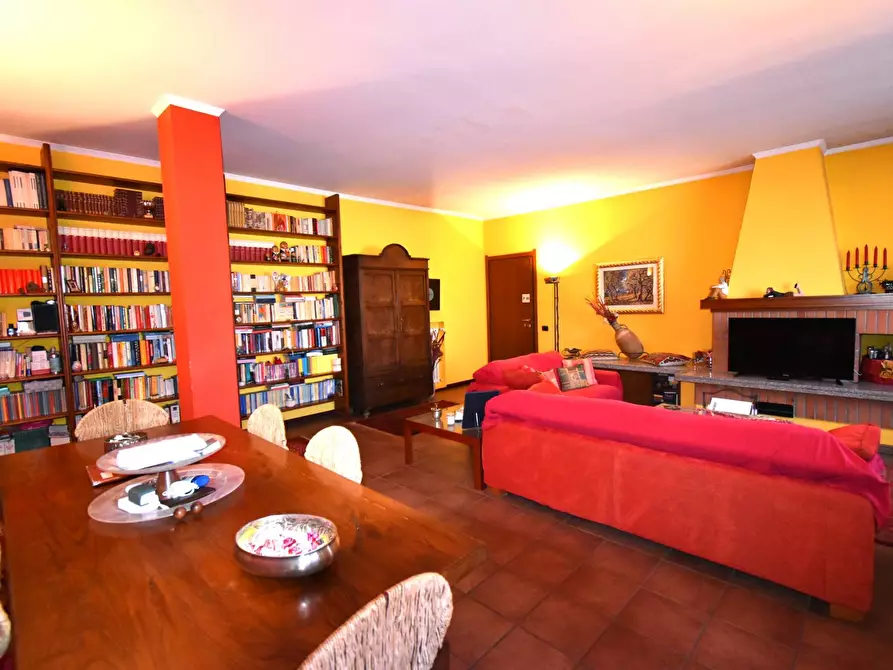 Immagine 1 di Appartamento in vendita  in Via San Mauro a Arese