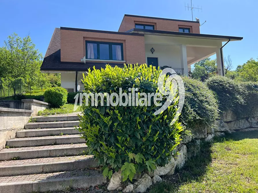 Immagine 1 di Villa in vendita  in Via Valle Partina a Scoppito