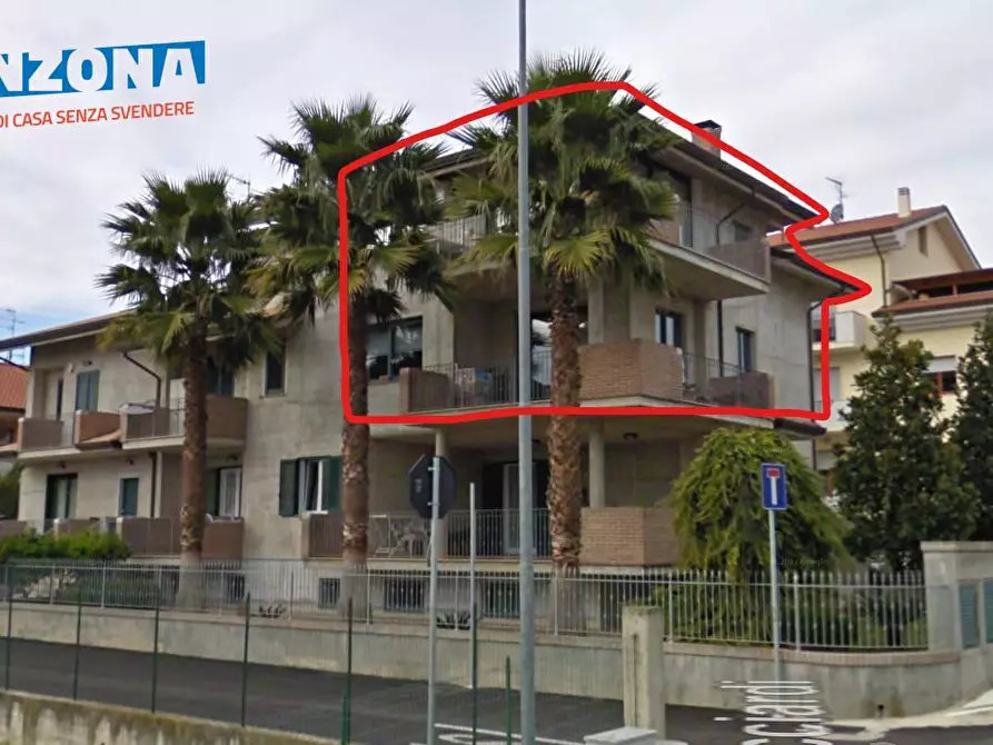 Immagine 1 di Appartamento in vendita  in Via Tancredi a Giulianova