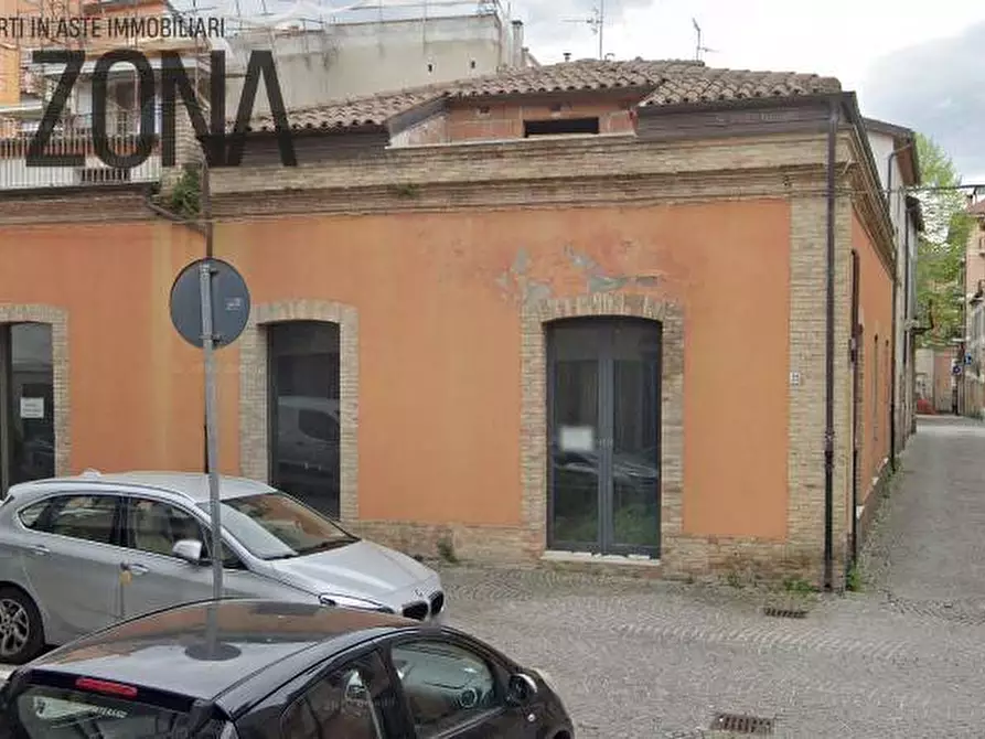 Immagine 1 di Posto auto in vendita  in Via Porta Carrese a Teramo