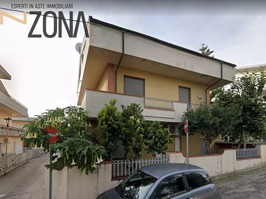 Immagine 1 di Appartamento in vendita  in Vicolo Don Sturzo a Silvi