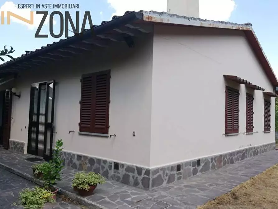 Immagine 1 di Villa in vendita  in Localita' Santa Lucia a Dicomano