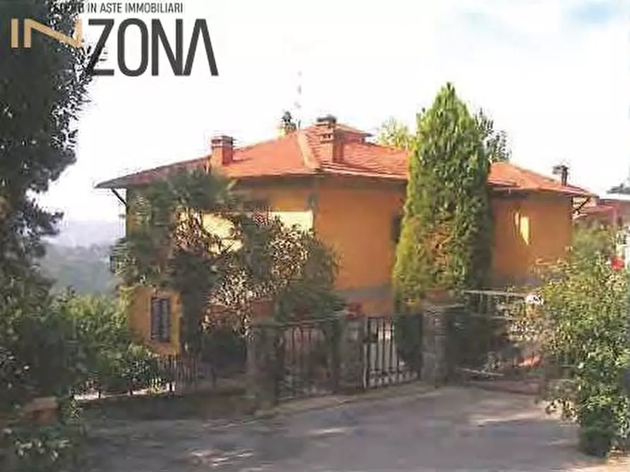 Immagine 1 di Appartamento in vendita  in Via Petrognano a Rufina