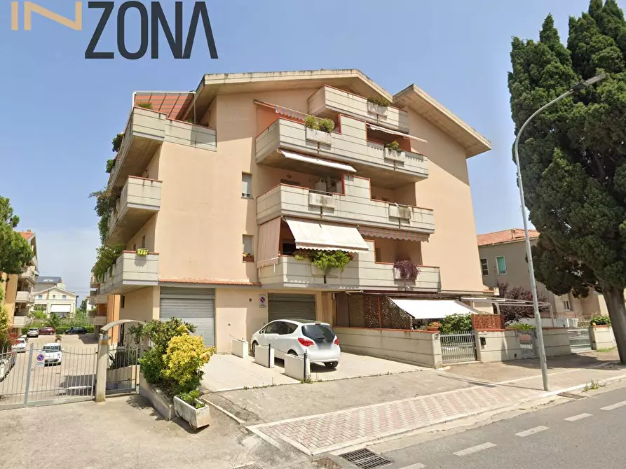 Immagine 1 di Appartamento in vendita  in Via Roma a Silvi