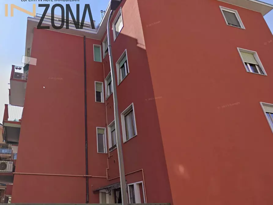 Immagine 1 di Appartamento in vendita  in Via Golfo Degli Aranci a Milano