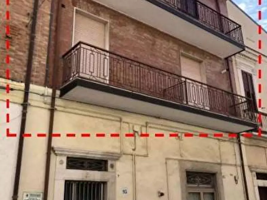 Immagine 1 di Appartamento in vendita  in via Antonio Miroballo a San Severo