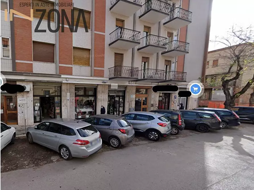 Immagine 1 di Posto auto in vendita  in via Mazzini a Foggia