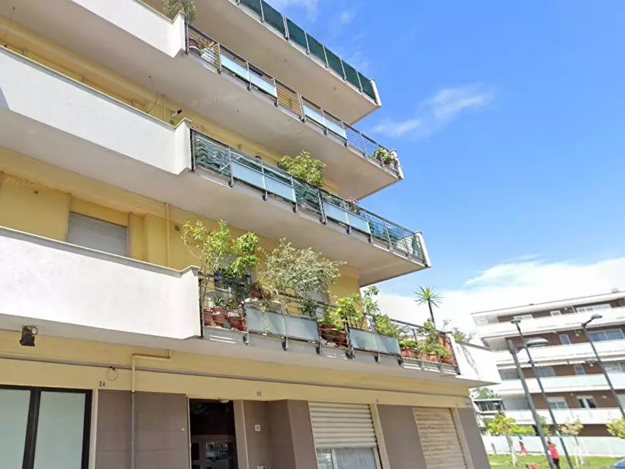 Immagine 1 di Appartamento in vendita  in Via Candeloro Antonio a Pescara