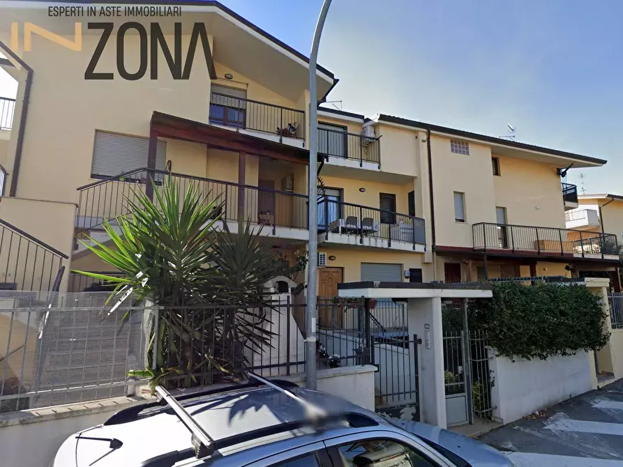 Immagine 1 di Appartamento in vendita  in Via Baiocchi Pasquale a Citta' Sant'angelo