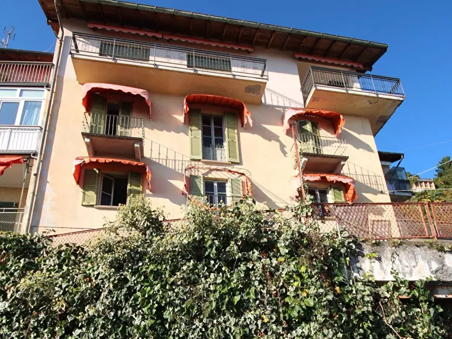 Immagine 1 di Appartamento in vendita  in Via Piancassone a Cannero Riviera