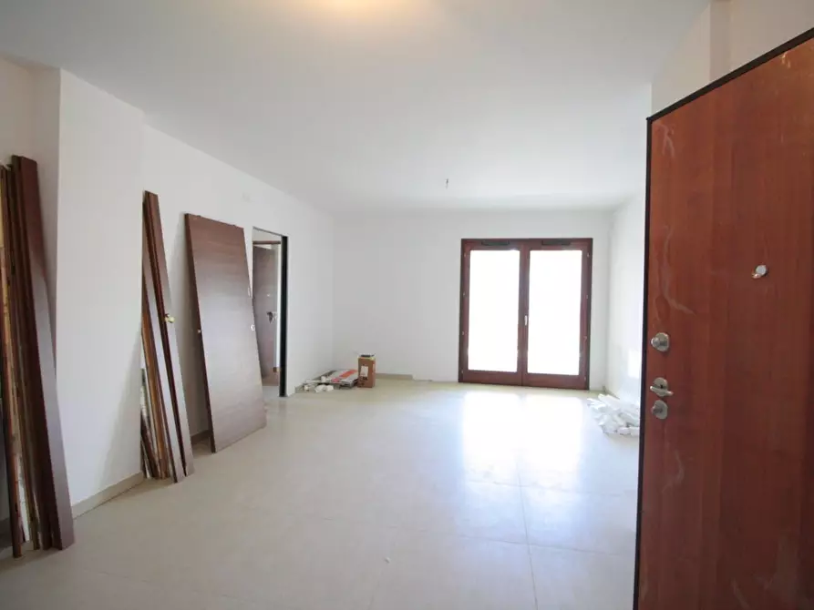 Immagine 1 di Appartamento in vendita  in via de pinedo a Martinsicuro