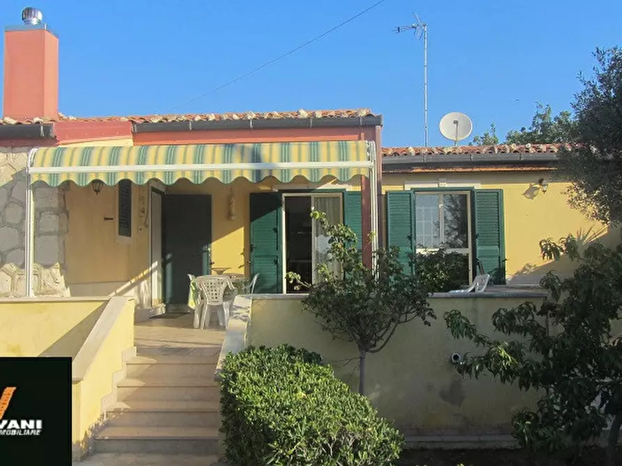 Immagine 1 di Villa in vendita  in C.da trippatore a Scicli