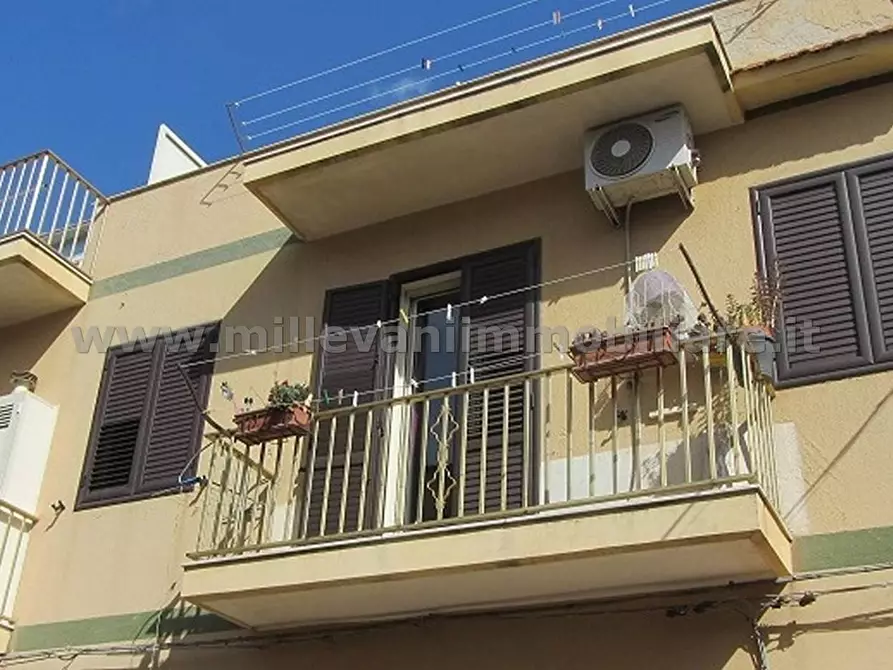 Immagine 1 di Appartamento in vendita  in Donnalucata - Via Montebello a Scicli