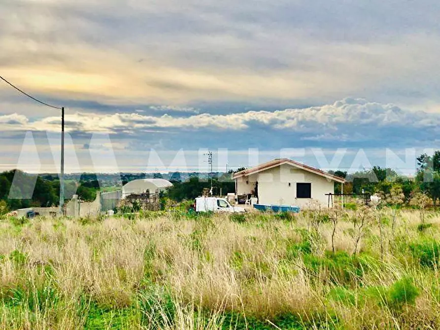 Immagine 1 di Terreno edificabile in vendita  a Modica