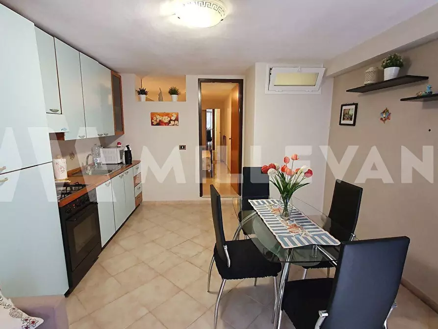 Immagine 1 di Appartamento in vendita  in via Cattaneo a Pozzallo