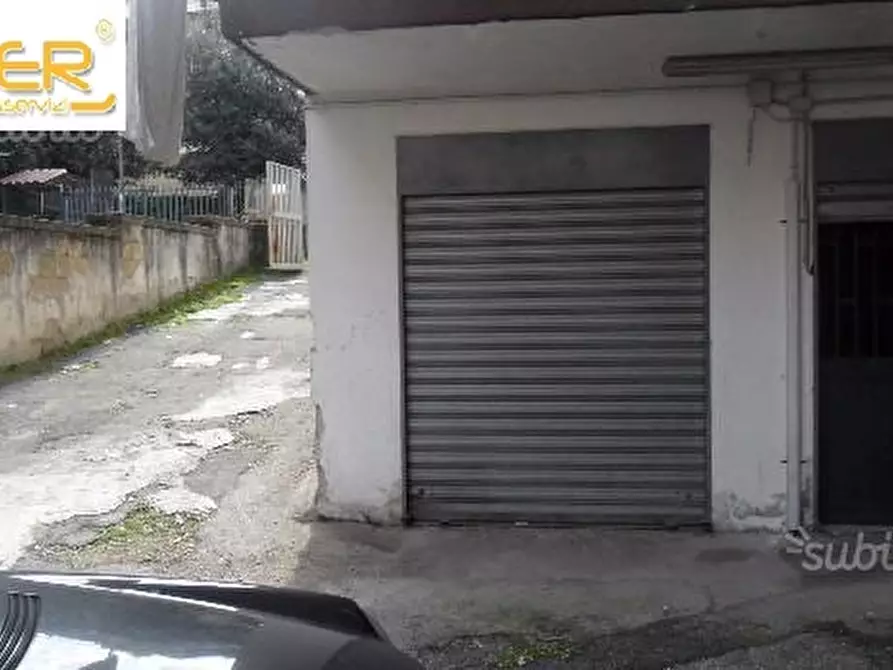 Immagine 1 di Posto auto in vendita  in Via Angelo de Vivo a Quarto