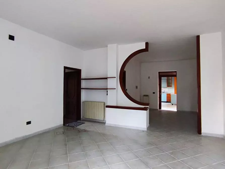 Immagine 1 di Villa in affitto  in via marco aurelio a Pozzuoli