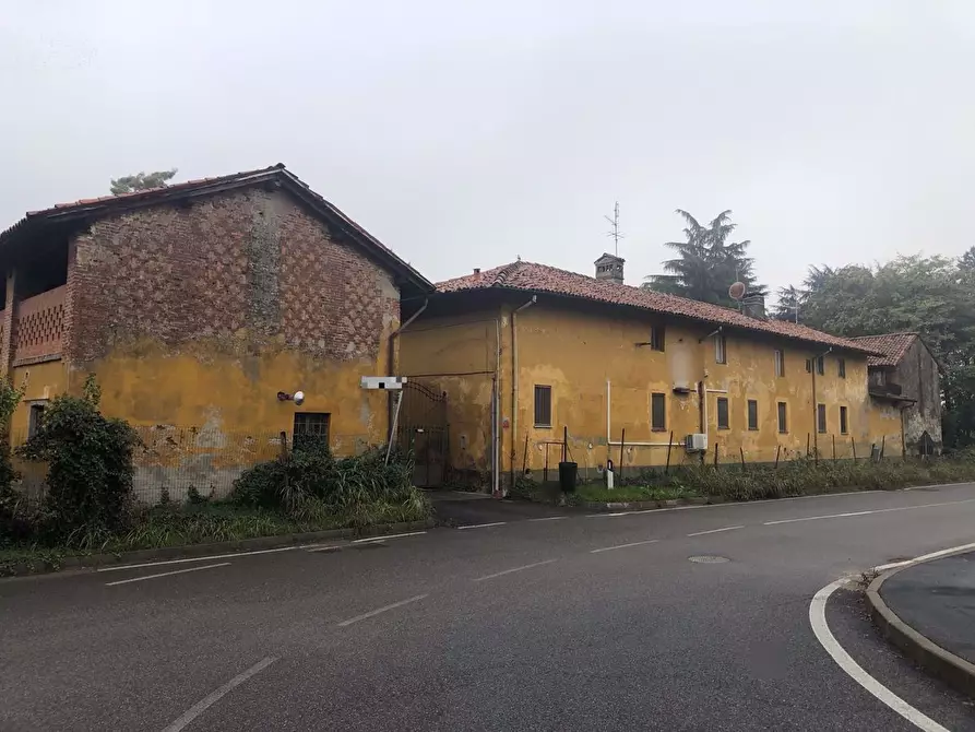 Immagine 1 di Casa indipendente in vendita  in Via Cascina Tappino a Locate Di Triulzi