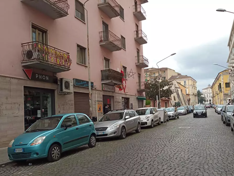 Immagine 1 di Negozio in affitto  in Corso Dante a Benevento