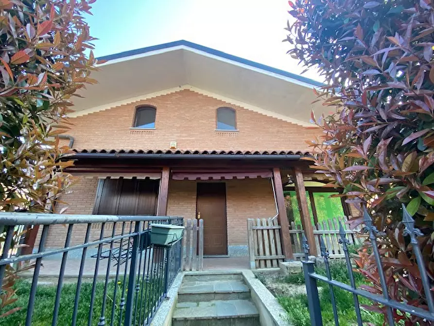 Immagine 1 di Villa in vendita  in Via torino a Almese