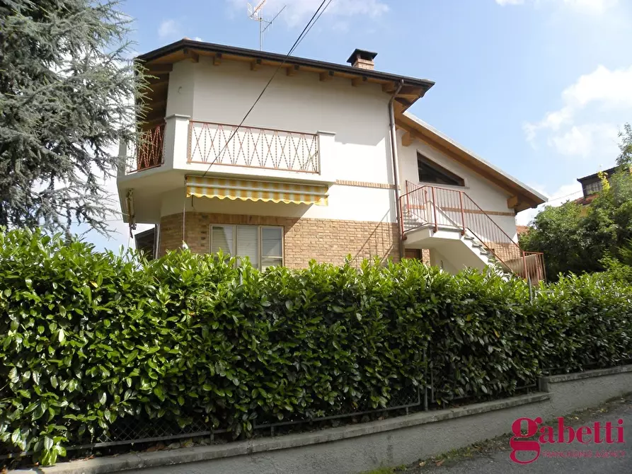 Immagine 1 di Casa indipendente in vendita  in Via Torino a Bra