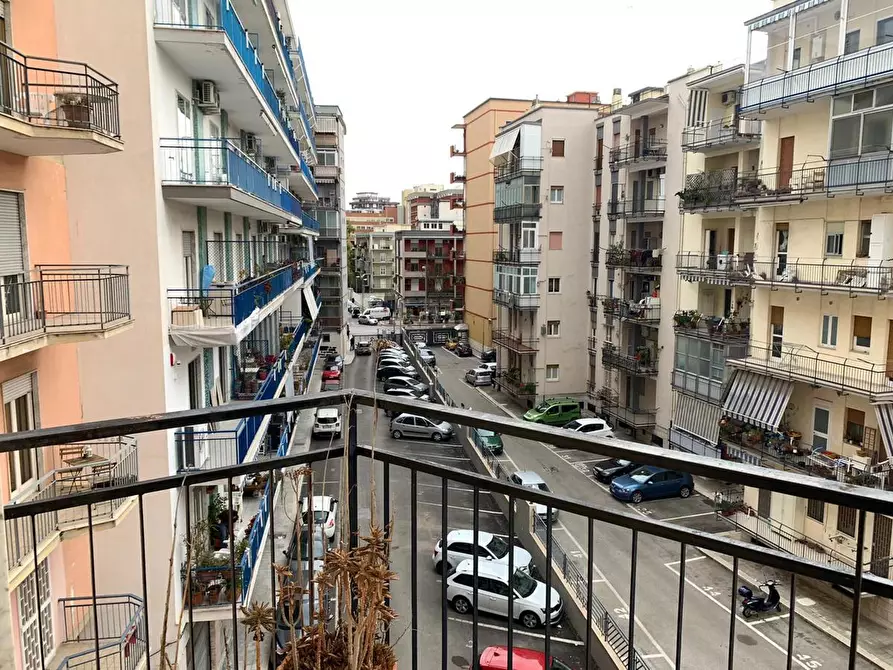 Immagine 1 di Appartamento in vendita  in Viale Orazio Flacco a Bari