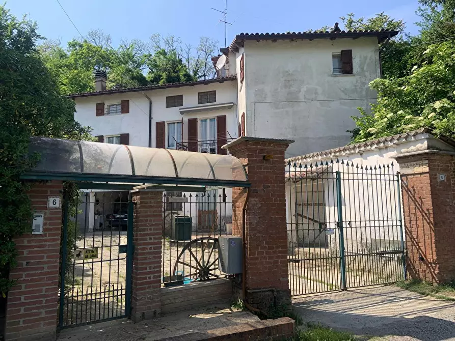Immagine 1 di Rustico / casale in vendita  in Via Torre Sacchetti a Stradella