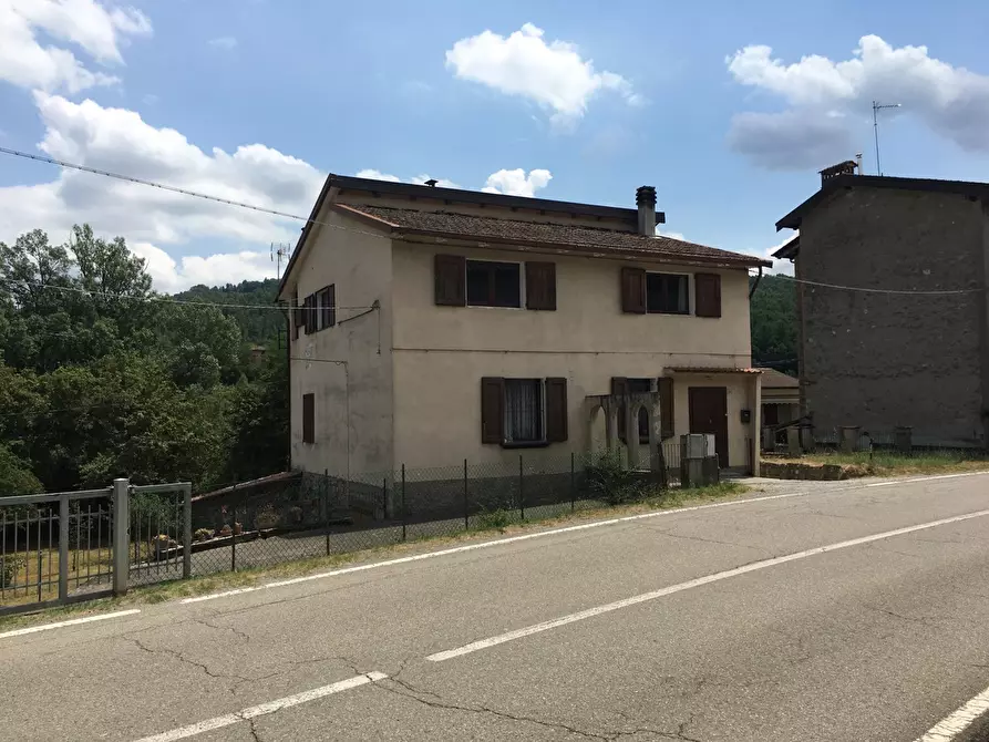 Immagine 1 di Casa indipendente in vendita  in Via Porrettana a Gaggio Montano
