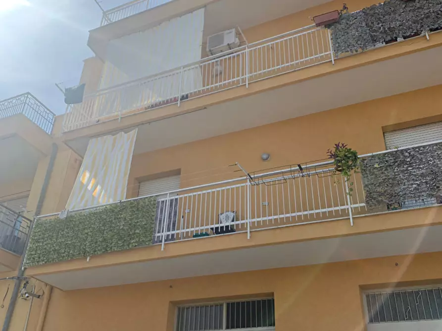 Immagine 1 di Appartamento in vendita  in Via Alfredo Cucco a Bagheria