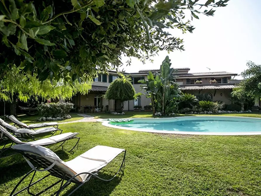 Immagine 1 di Villa in vendita  in Via Arciprete Rodinò Toscano a Polistena