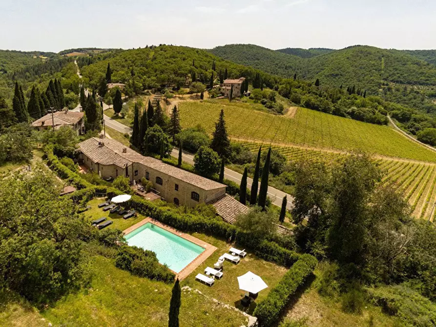 Immagine 1 di Villa in vendita  in Via chiantigiana a Castellina In Chianti