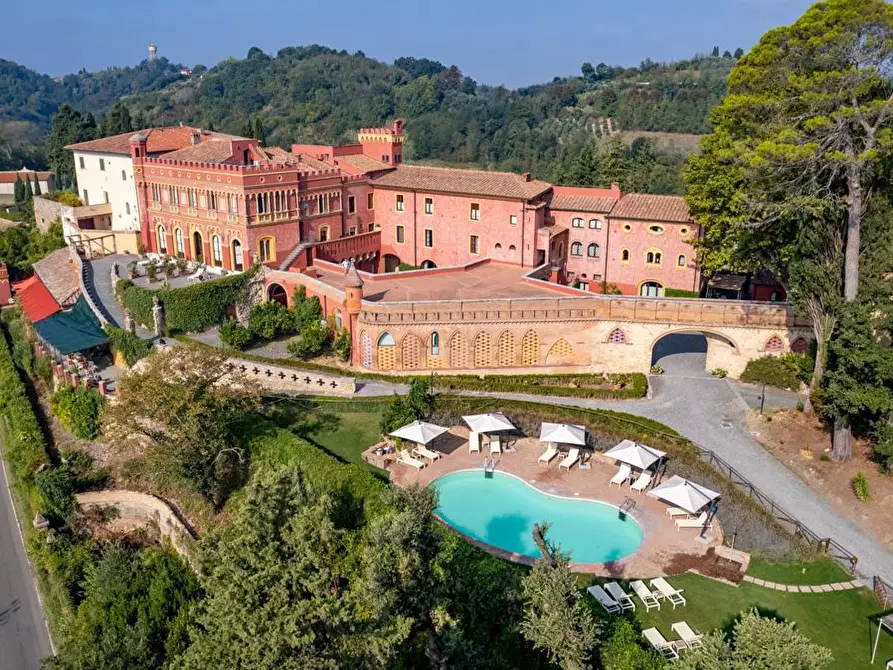 Immagine 1 di Villa in vendita  in Via XXI aprile a Crespina Lorenzana